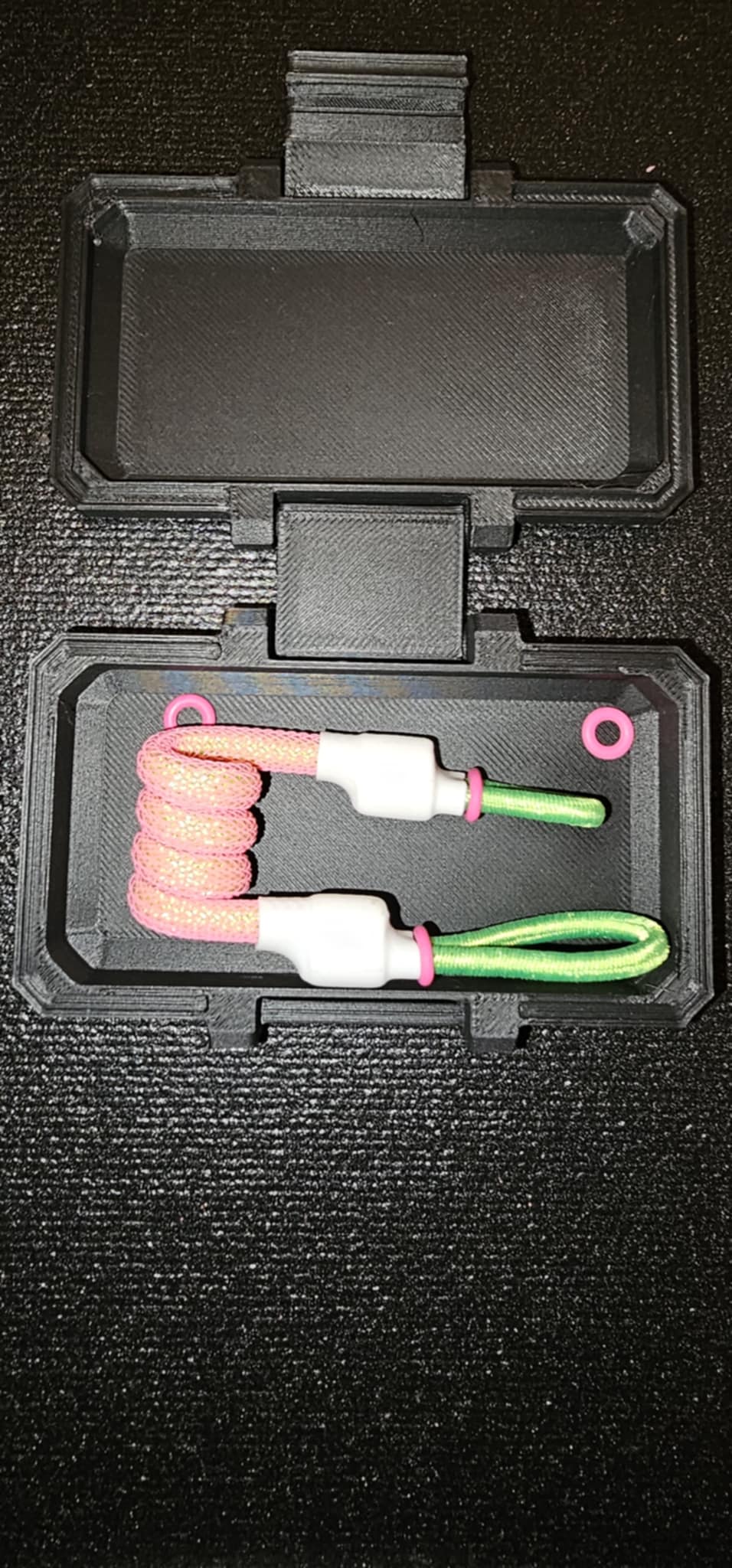 Helixhold Tether (Slime/Pink/White)