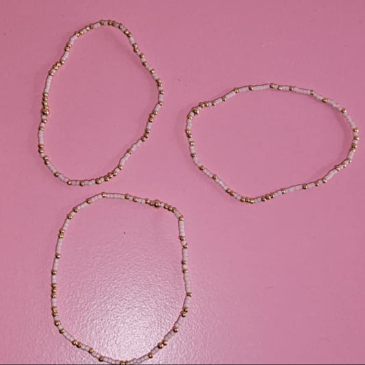 Light Pink and Gold Beaded Bracelet