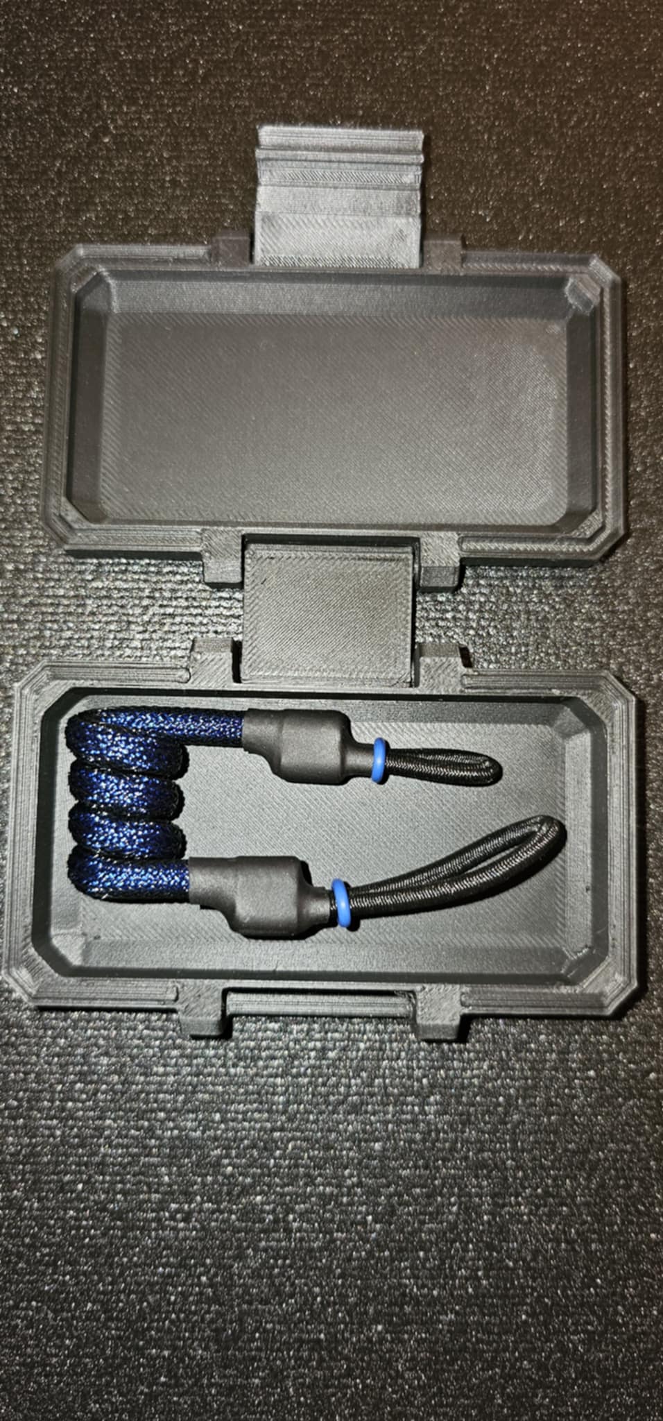 Helixhold Tether (Blue/Black)