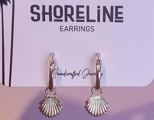 Clasp Seashell Earrings