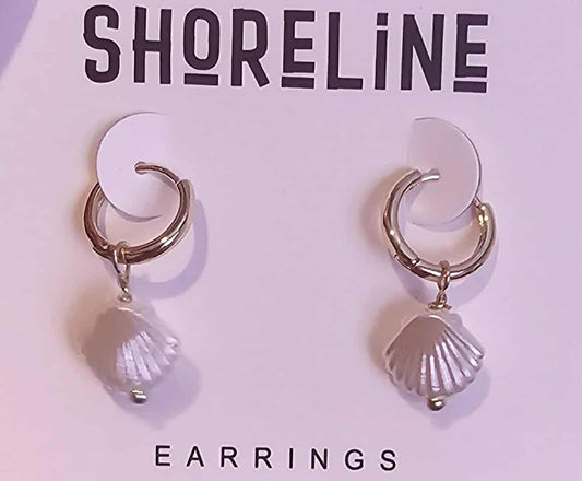 Clasp Seashell Earrings