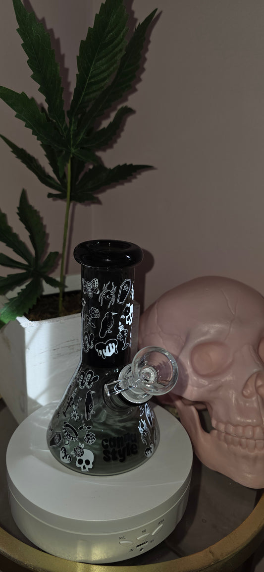 Goth Bong 6"